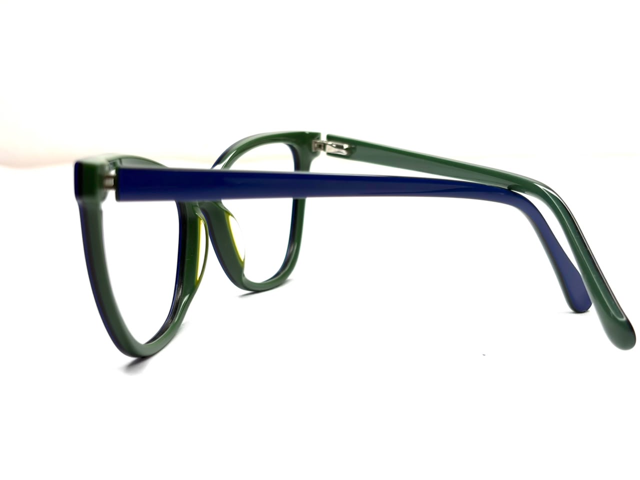 frame side view